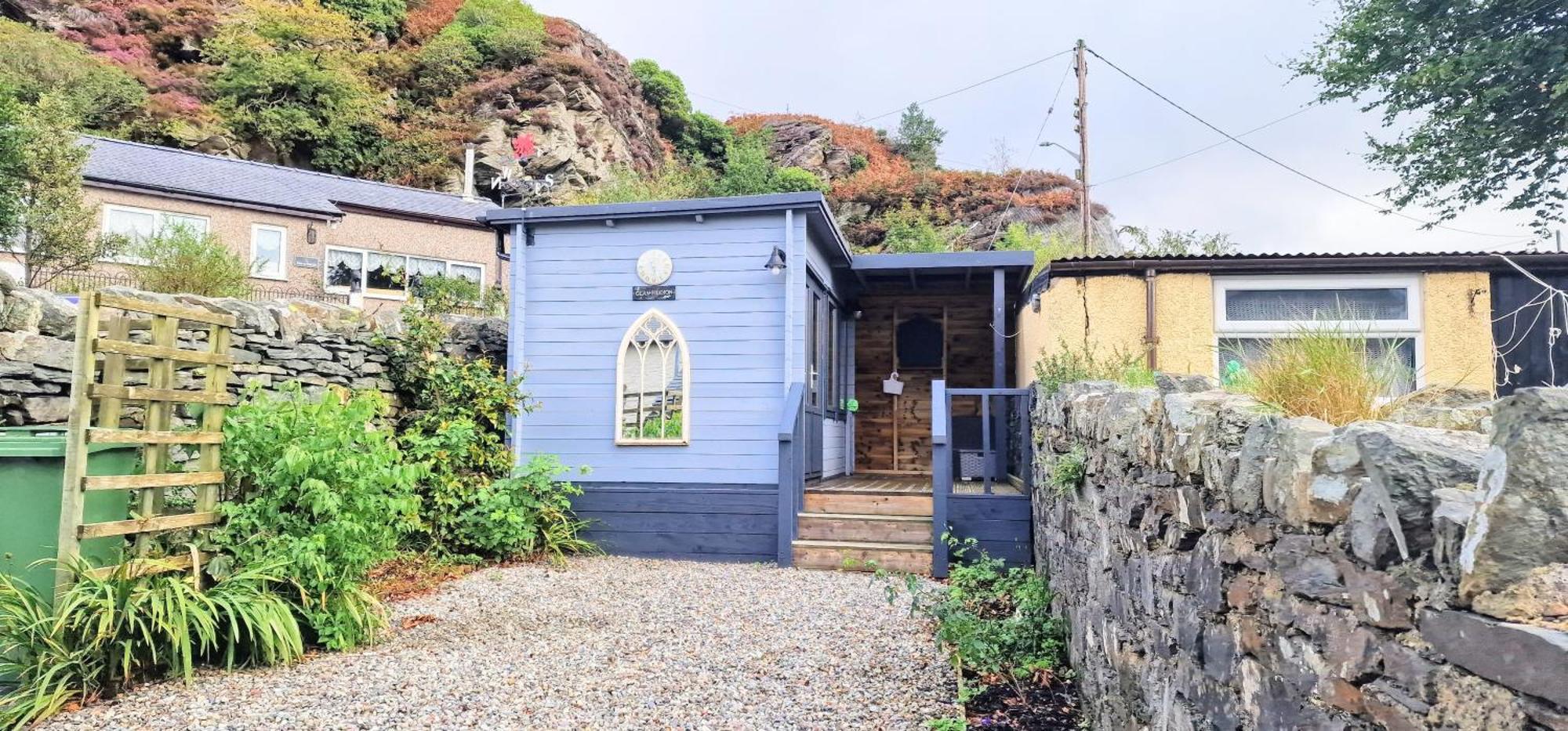 Cheerful 2 Bed Home With Mountain Views Blaenau Ffestiniog Esterno foto